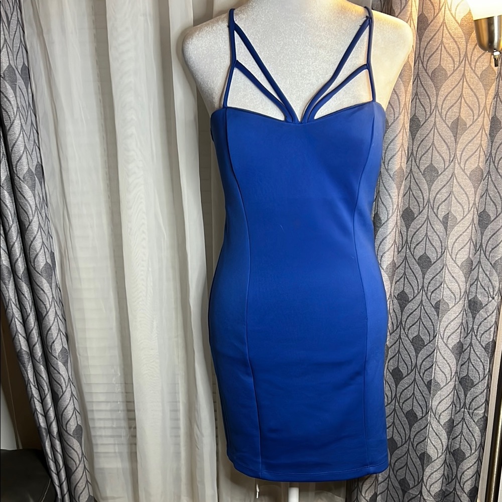 Elegant Strapless Blue Dress